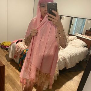 VINTAGE pink pashmina! Pink embroidery.